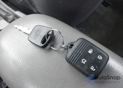 2001 Ford Mustang из США, поврежденный, VIN 1FAFP40401F193514